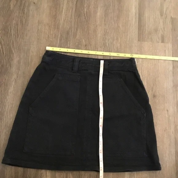 Aritizia Wilfred Free Penske Black Mini Skirt - Picture 5 of 5